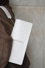 Carregar imagem no visualizador da galeria, Madenza Croco Off White
